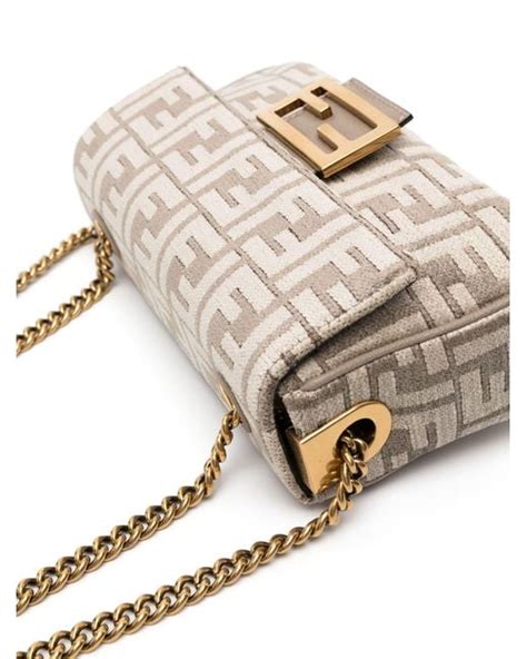 prima borsa baguette fendi|fendi chenille bag.